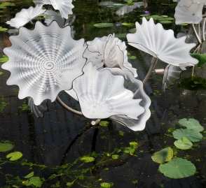 Ethereal White Persian Pond in the Lily House Dale Chihuly at Kew Gardens