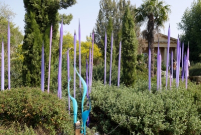 Neodymium Reeds and Turquoise Marlins Dale Chihuly at Kew Gardens
