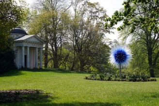 Sapphire Star Dale Chihuly at Kew Gardens